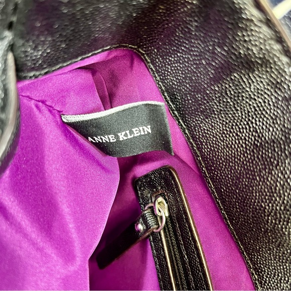 Anne Klein Handbag Colorful with Silver Chain Hardware - Picture 4 of 12